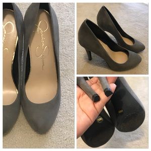 Jessica Simpson Grey stiletto suede shoes